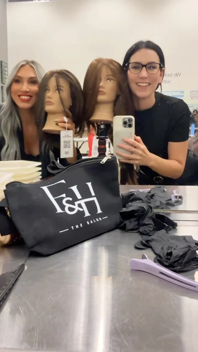 Our very own Liz & Chelsea had the pleasure of taking The Editorial Brunette taught by @hairbyyourloverboy at the @avedainstitutetampabay! Bringing back knowledge and new formulations to the salon! We’re so excited @avedasoutheast